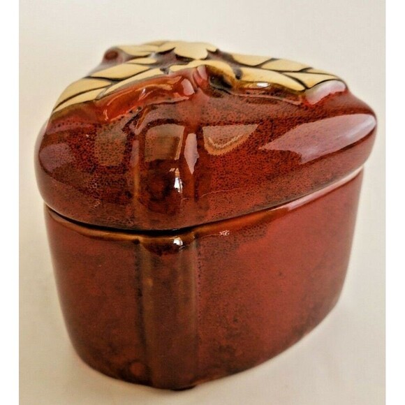 Trinket Dish for Christmas Brown with tan Holly Leaves and Berries Hand painted - Picture 5 of 6